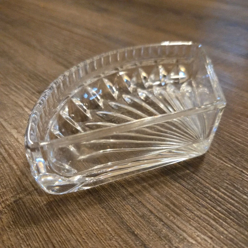 VTG Crystal Glass Dish Ashtray Fan Trinket‎ Sunburst Diamond Cut Vanity Catchall